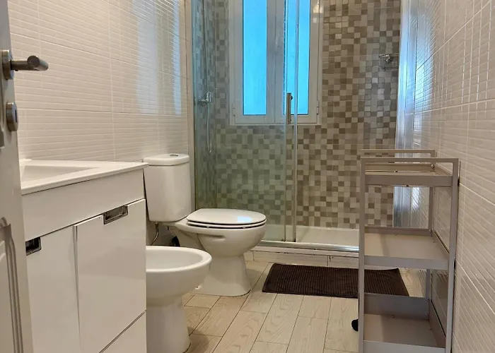 Warm & Welcoming T3 With Garden Lisbon