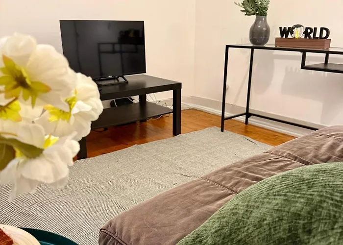 Warm & Welcoming T3 With Garden