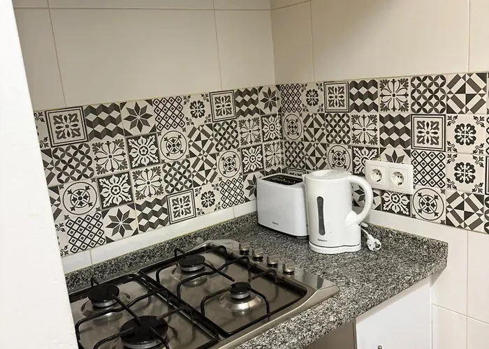 Warm & Welcoming T3 With Garden Apartment *