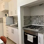 Warm & Welcoming T3 With Garden Apartment