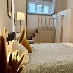 Apartment Warm & Welcoming T3 With Garden Lissabon
