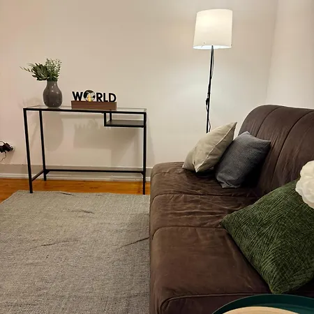 דירה Warm & Welcoming T3 With Garden *