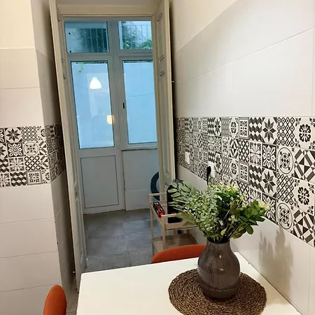 דירה Warm & Welcoming T3 With Garden ליסבון