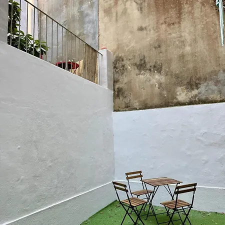 דירה Warm & Welcoming T3 With Garden *