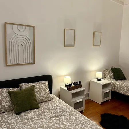 Warm & Welcoming T3 With Garden דירה