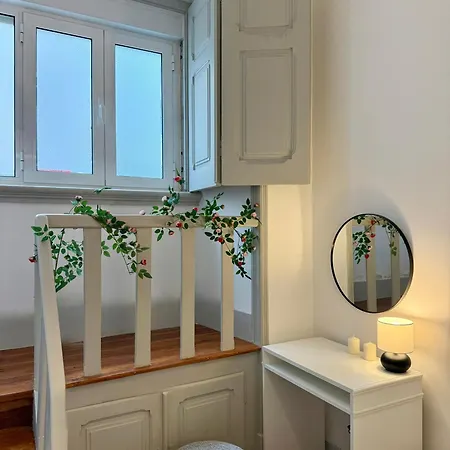 Warm & Welcoming T3 With Garden דירה