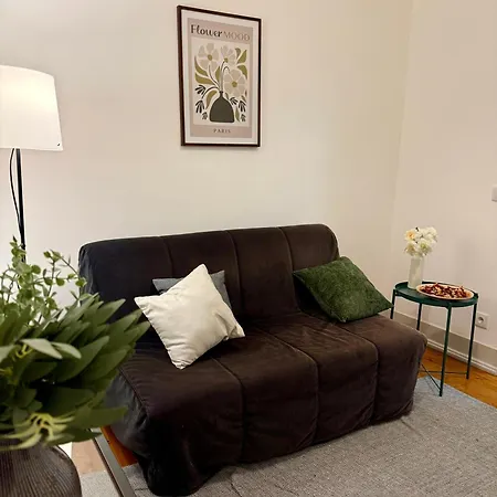 Warm & Welcoming T3 With Garden * Lisboa