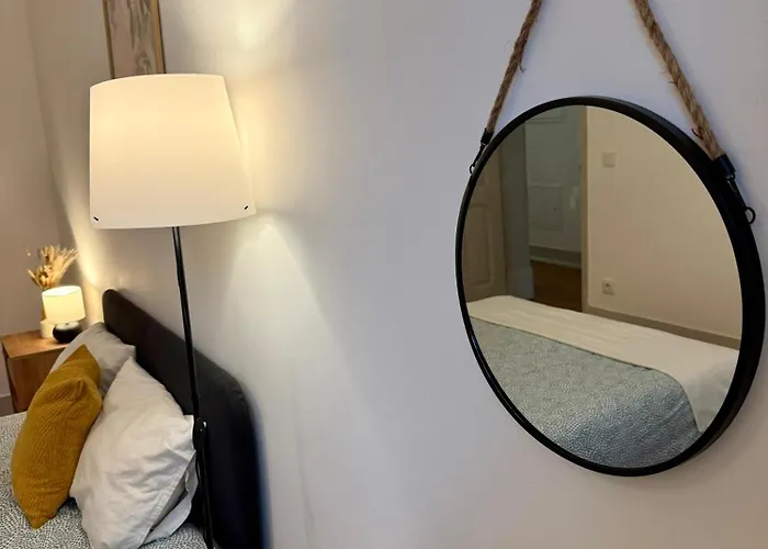 Warm & Welcoming T3 With Garden Лісабон