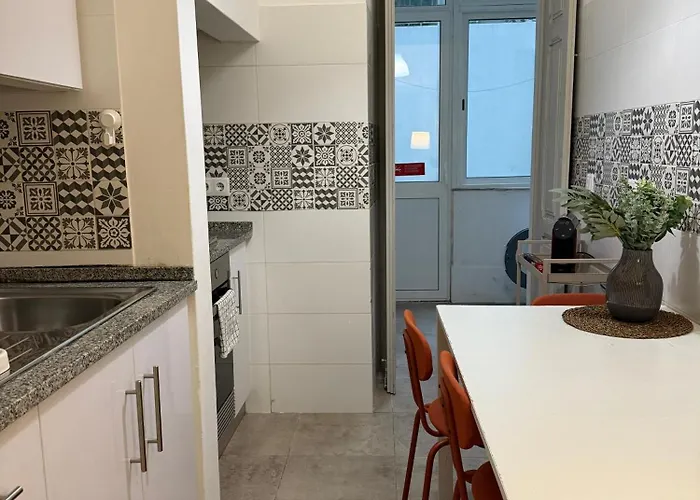 Warm & Welcoming T3 With Garden *