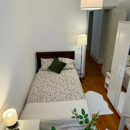Warm & Welcoming T3 With Garden Apartman Lisboa