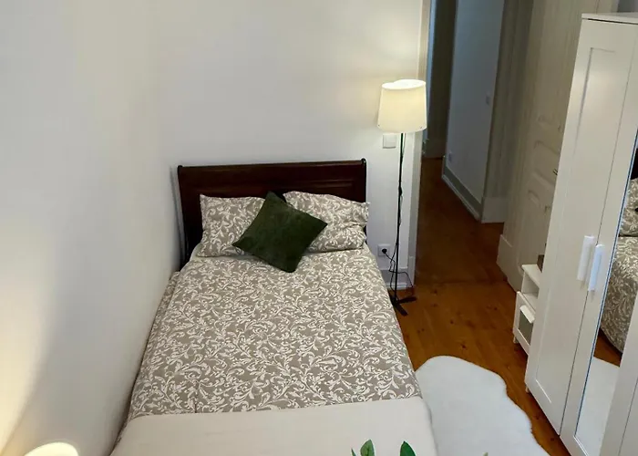 Warm & Welcoming T3 With Garden Apartament Lizbona