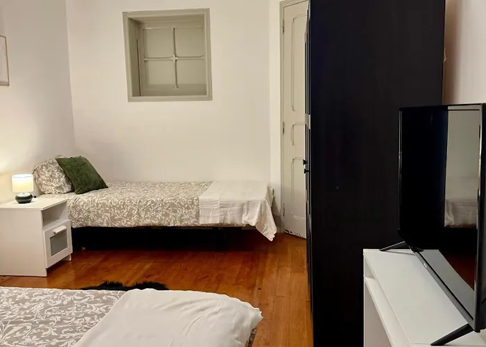 Apartman Warm & Welcoming T3 With Garden