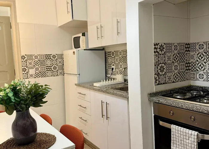 Warm & Welcoming T3 With Garden