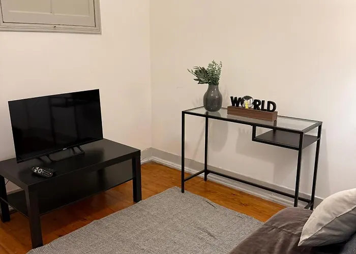 Warm & Welcoming T3 With Garden Apartman Lisboa